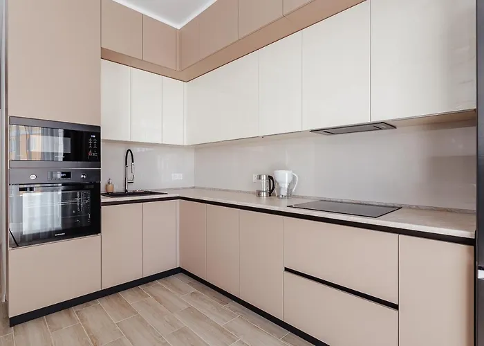 Premium Four Seasons Apartment Odessa