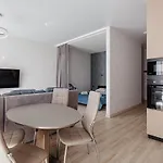 Apartment Premium Four Seasons *